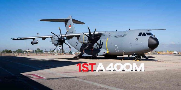 Endonezya, ilk A400M askeri nakliye uçağını teslim aldı