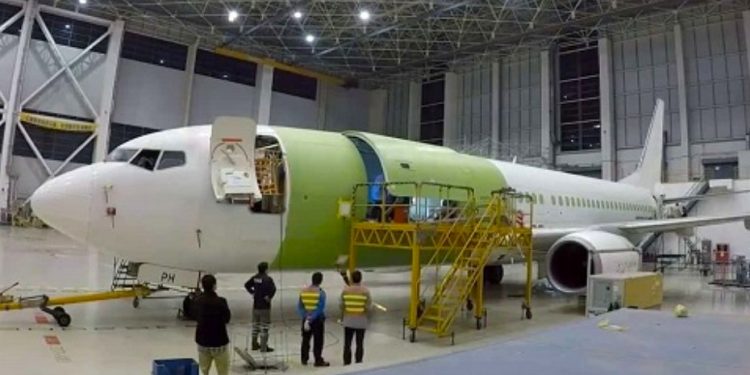 Alarko’nun İngiltere iştiraki 8 uçağı kargoya dönüştürecek