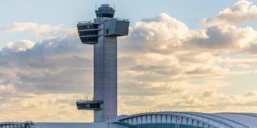 FAA, hava trafik kontrol modernizasyonu için 6 milyar dolar ayırdı