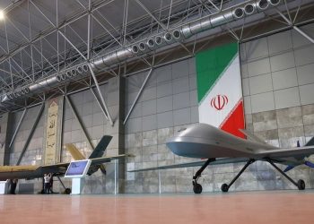 İran ordusundan 1.000 İHA hamlesi