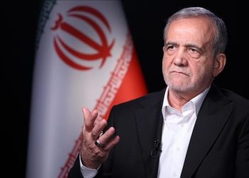 İran Cumhurbaşkanı: Liderimize saldırı topyekûn savaş demektir