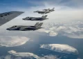 ABD savaş uçakları Grönland için yolda