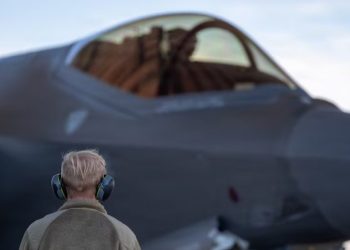Eski F-35 pilotu Çin’de eğitim iddiasıyla tutuklandı