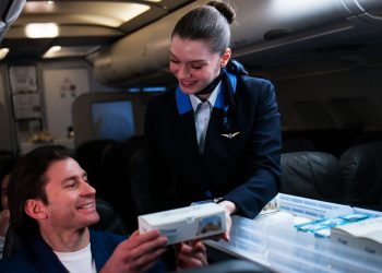 İşte AJet’in Ramazan’daki ücretsiz iftar ve sahur menüsü