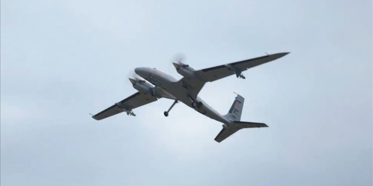 Bayraktar AKINCI, EREN ile hava-hava atışında tam isabetle vurdu