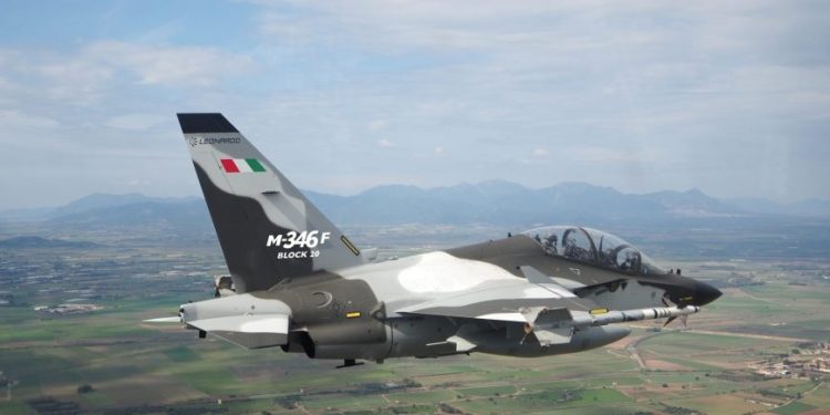 Endonezya, HÜRJET’le aynı sınıftaki M-346’yı seçti