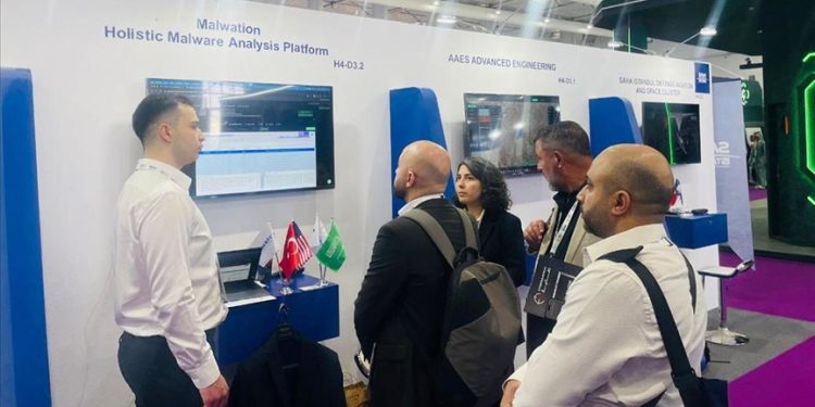 Türk savunma KOBİ’leri uluslararası vitrine çıktı