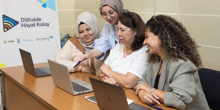 Türk Telekom 50 bin kadına ulaştı