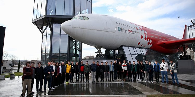 Emekli uçak bilim merkezine dönüştü